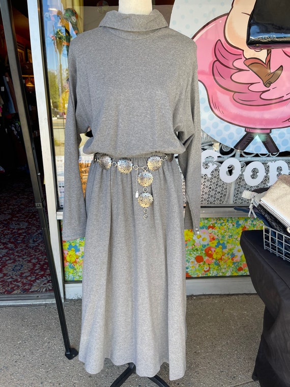 Vintage Long Gray Dress With Pockets - image 2