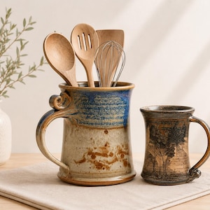 Juego de taza y jarra de cerámica vintage / Gres rústico hecho a mano / Cerámica artesanal firmada / Decoración de estantería estilo granja