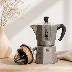 Cafetera espresso Bialetti vintage italiana, cafetera moka O exprimidor de cítricos de metal vintage / Decoración rústica de cocina, regalo para amantes del café
