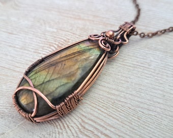 Labradorite Copper pendant  Copper necklace Wire wrap jewelry Heady wire wrapped Pendant Boho Jewelry Women or men Amulet