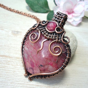 Pink crackle Agate heart pendant Copper necklace Wire wrap jewelry Heady wire wrapped Pendant Agate Jewelry Necklace for women Amulet