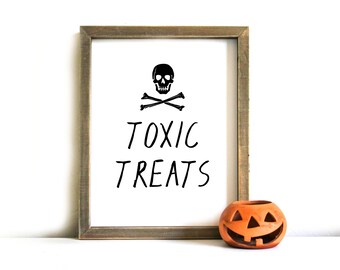 Halloween Printable Sign - Halloween Wall Art, Printable Art, Halloween, Toxic Treats, Halloween Decor, Halloween Printable Art, Party
