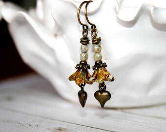 Caramel earrings, Short earrings, Caramel Picasso glass flower earrings, Glass flower earrings
