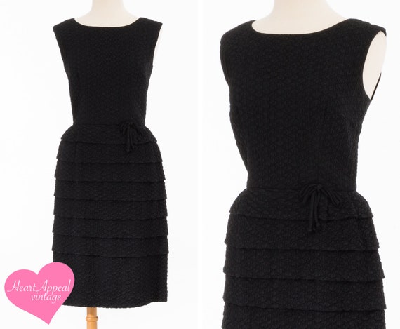 Vintage 1960s Dress // Fun Ruffle Tiered Little Bl