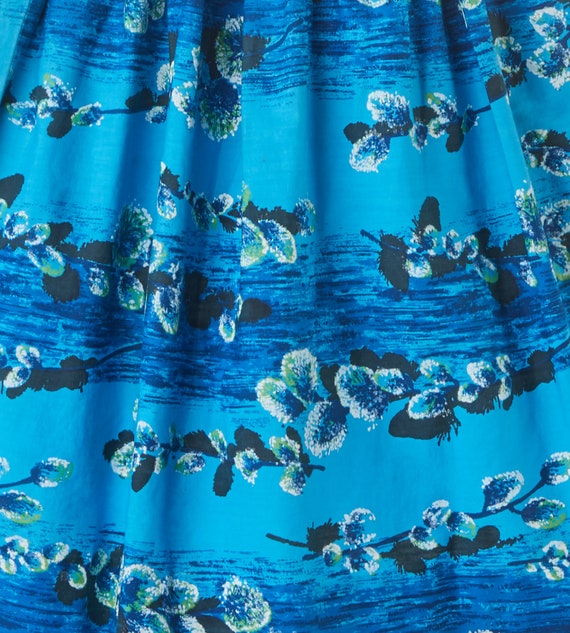 Vintage 1950s Skirt | Blue White Floral Hawaiian … - image 6