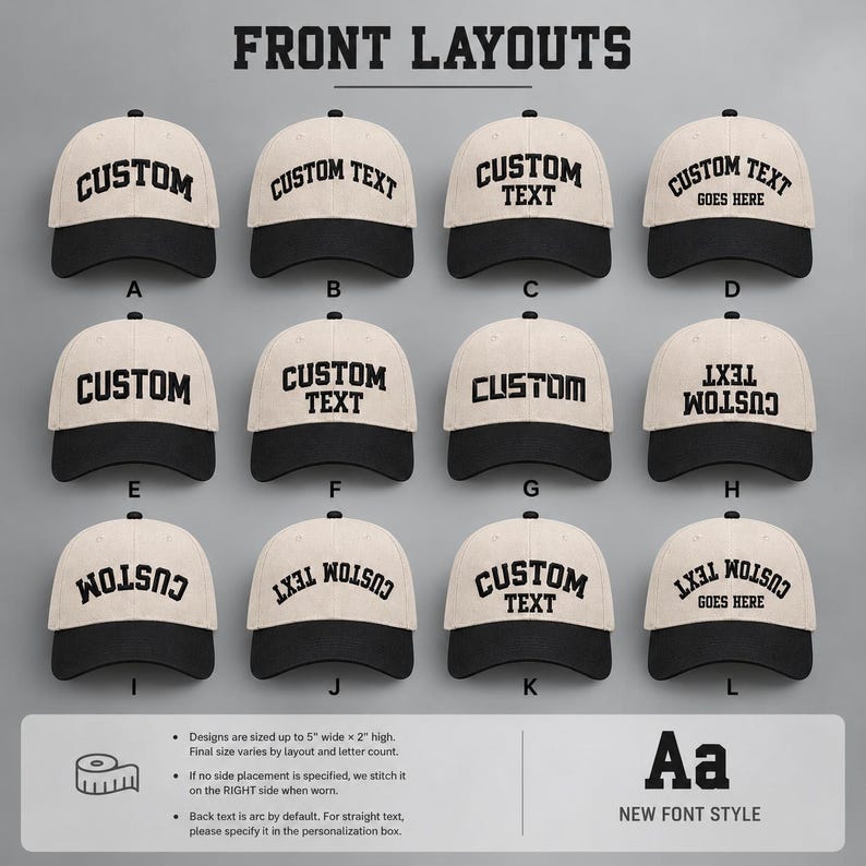 K&ouml;nnte beinhalten: Ein Raster aus zw&ouml;lf zweifarbigen Baseballkappen mit cremefarbenen Kronen und schwarzen Schirmen, die jeweils verschiedene schwarze Textlayouts von A bis L zeigen. Der Text umfasst Variationen von 'CUSTOM' und 'CUSTOM TEXT' in verschiedenen Stilen.