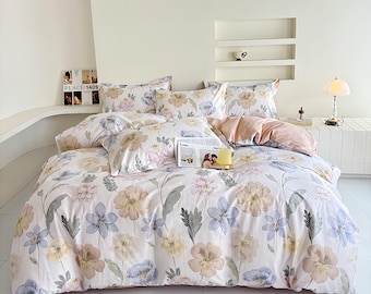 Cotton Floral Blossom Bettwäsche Set-Deluxe Bettwäsche Rock & Kissenbezüge für elegante Schlafzimmer, Geschenke für sie, Housewarminggeschenk, neues Haus Geschenk