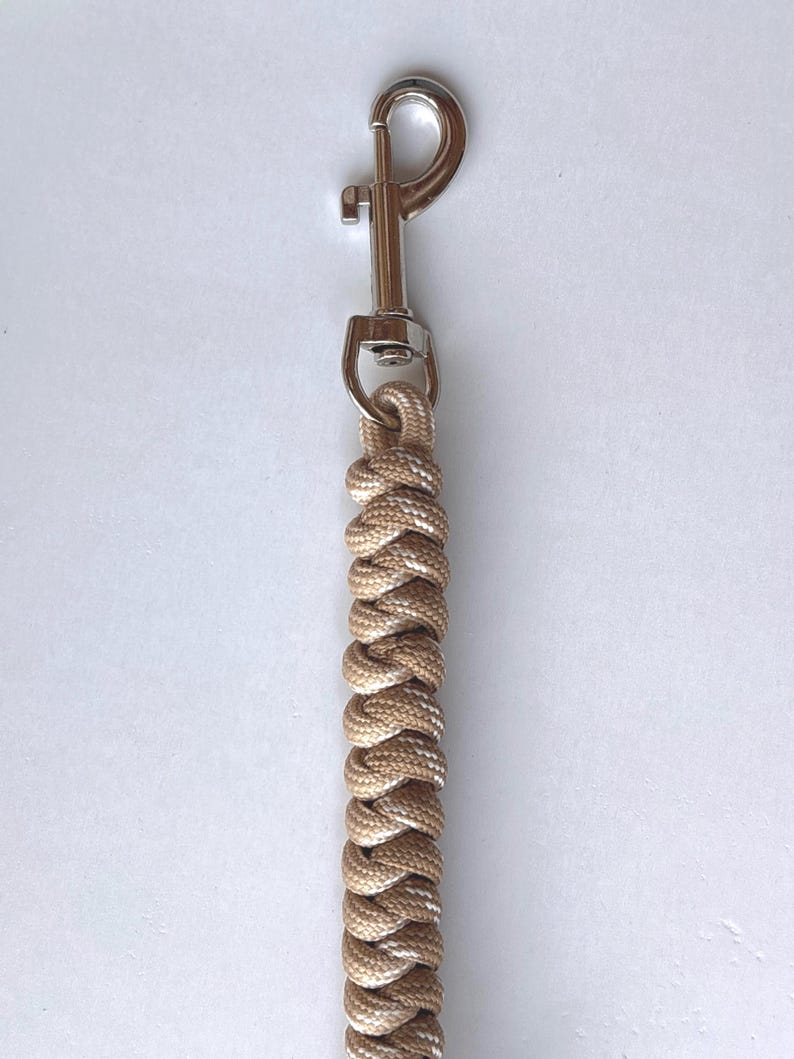 close up knots, metal clip