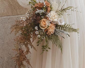 Brautstrauß "Toffee Falls" Hochzeits-Brautstrauß, toffee-braune Farben, Seidenblumenstrauß, künstliche Blumen, Brautstrauß Real Touch Rosen