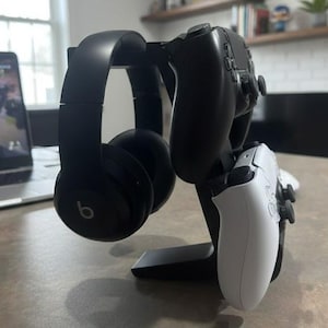 Gaming Controller & Headset Organizer – Holds Two Controllers + Headphone Hanger Stand