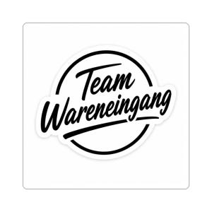 Könnte beinhalten: Ein weißer Aufkleber mit schwarzem kreisförmigen Rand und dem Schriftzug "Team Wareneingang" in einer stilisierten Schriftart. Der Text ist zentriert und leicht angewinkelt, mit einer Linie unter dem Wort "Wareneingang".