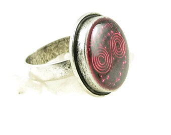 Orgone Energy Ring with Red Garnet - Framed Circle Cocktail Ring - Adjustable Ring - Orgone Energy Jewelry - Artisan Jewelry