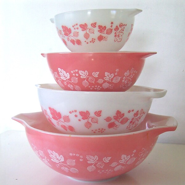 Pink Gooseberry Mixing Bowls, Complete Set