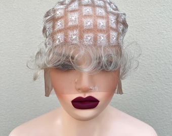 Peluca de crochet de encaje completo blanco plateado con gorro y pelo de bebé transpirable