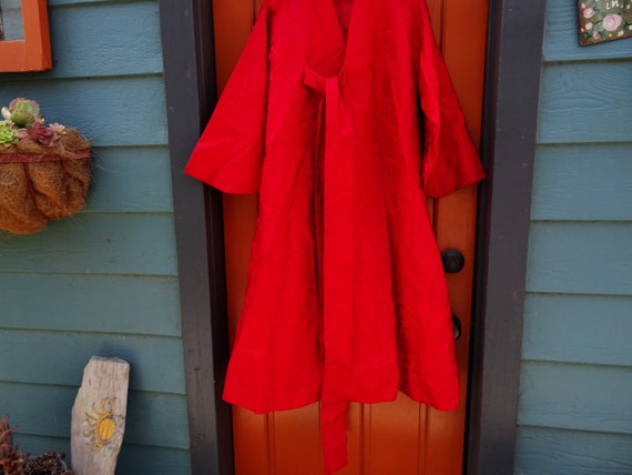 Authentic Kimono, Red Kimono