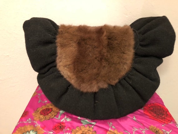1940s Mink and Wool Muff Purse - image 1