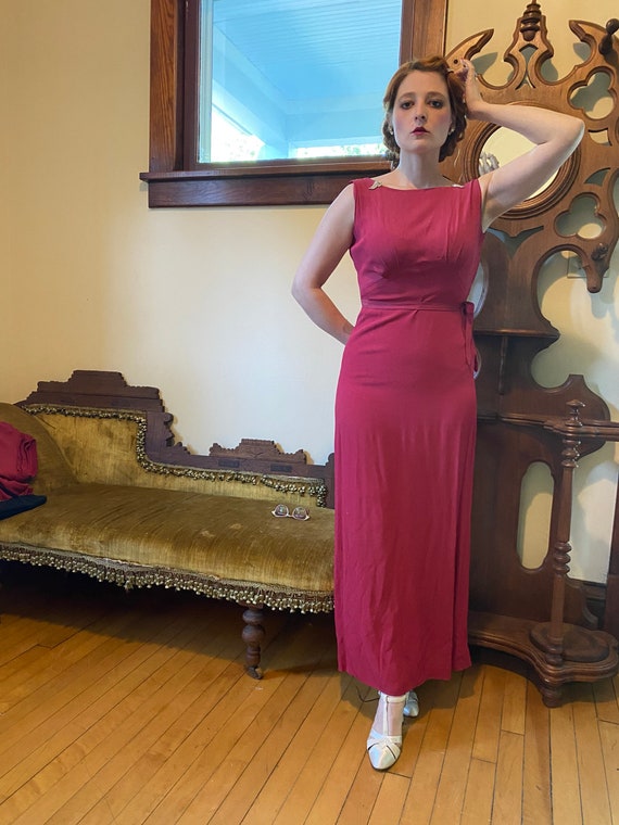 1930s Two Piece Raspberry colored Glamour Old Hol… - image 10