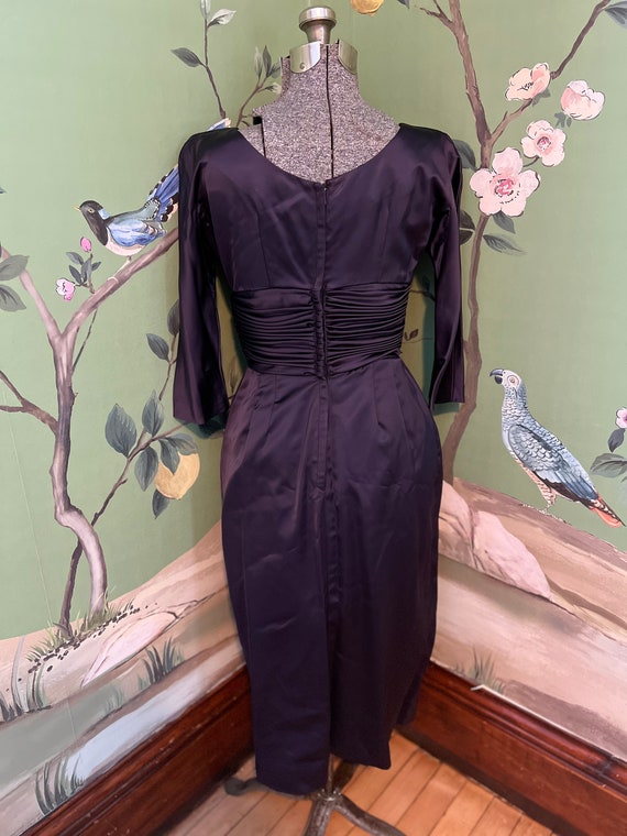 1960s Navy Satin Wiggle Cocktail Dress - image 4