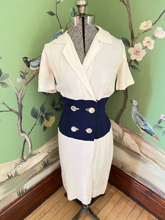 1940s White and Navy Color Block Linen, Double Br… - image 1