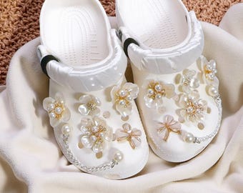 Charm de flor de perla con forma de cocodrilo, accesorio de cadena hecho a mano para zapatos, dulce regalo de cumpleaños para ella.