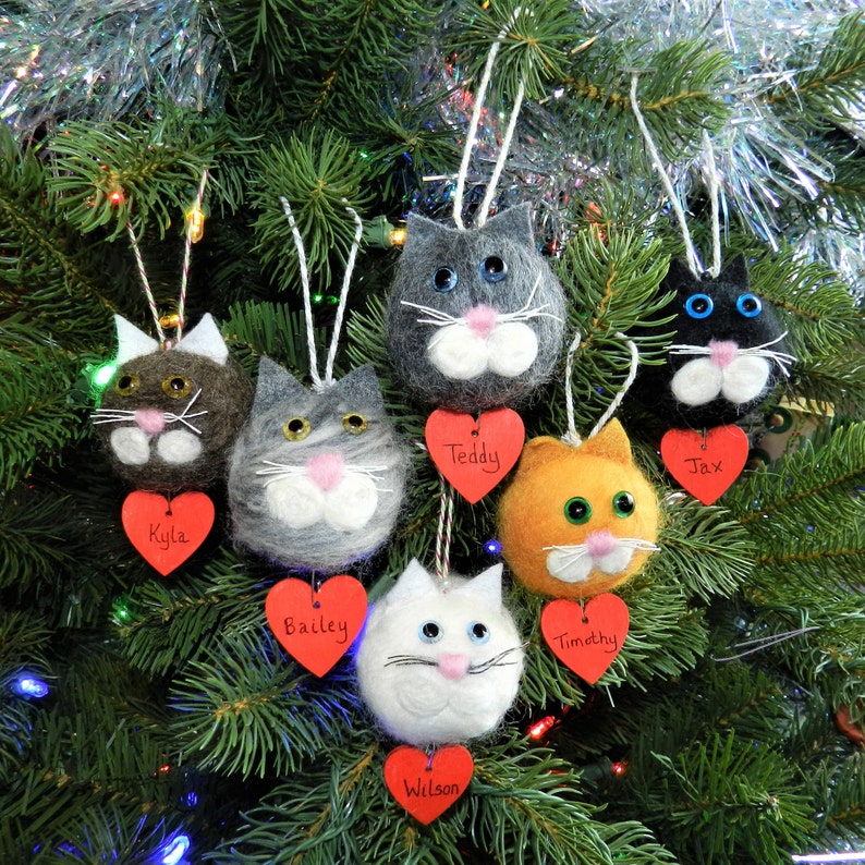 33 HQ Images Personalized Orange Cat Ornaments - Personalized Cat Wreath (Tuxedo) Christmas Ornament