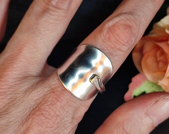 Silver-plated metal ring made from an old vintage cutlery set (Jade)