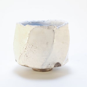 Raku Chawan blanco, tazón de té Kurinuki