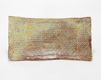 Dienblad van matkoper glanzend steengoed, keramisch bord voor charcuterie