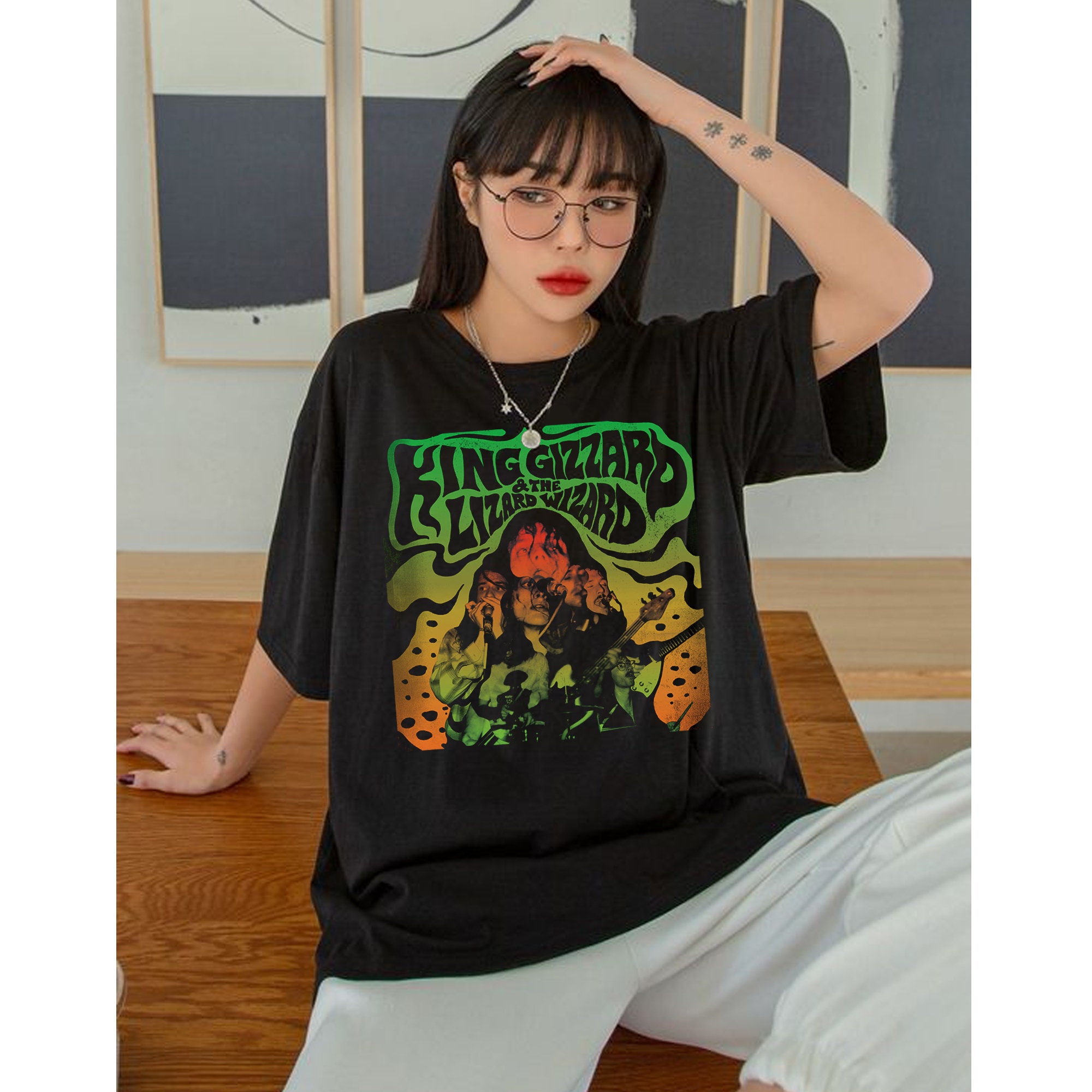 Discover King Gizzard And The Lizard Wizard T-Shirt