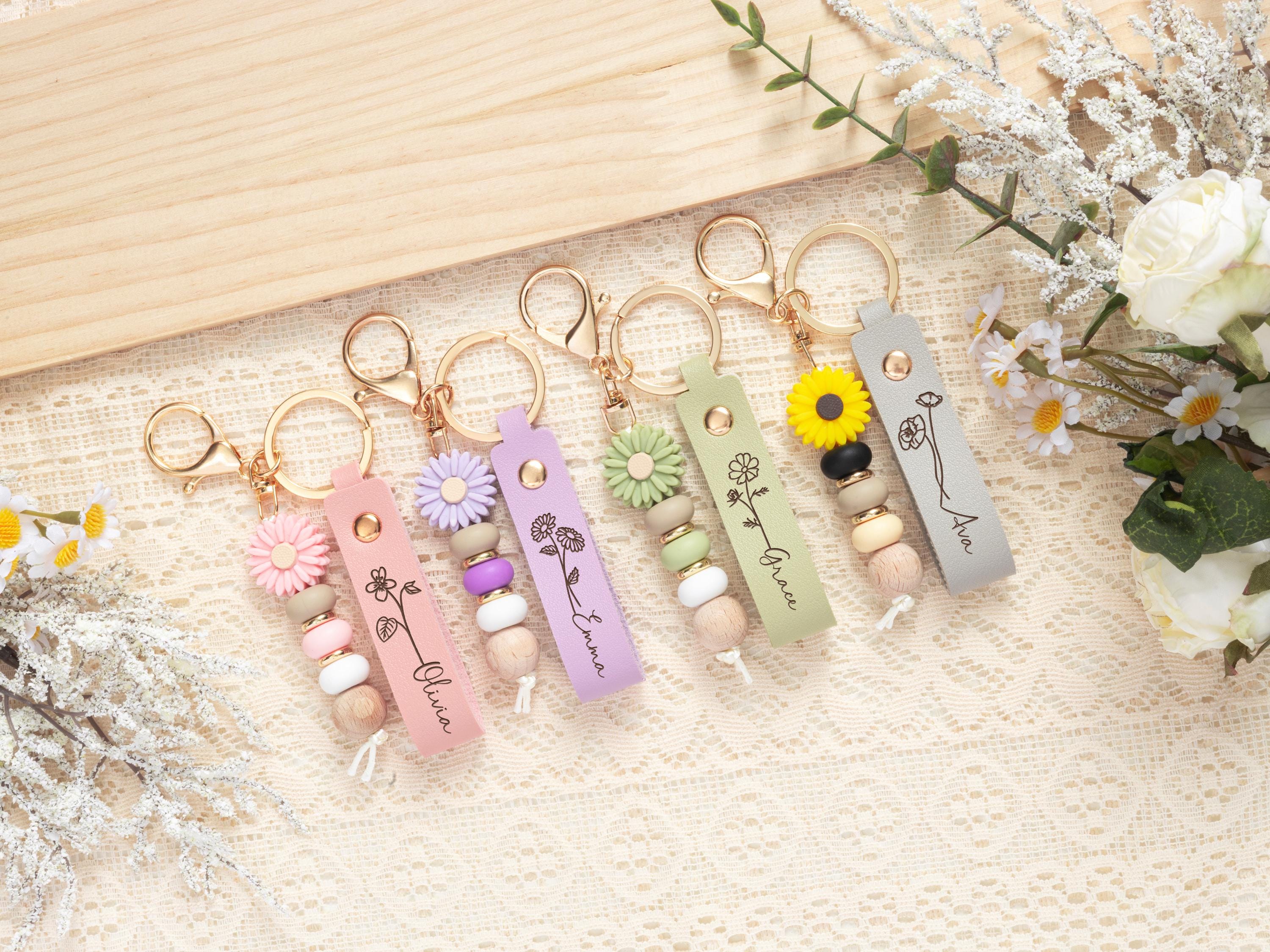 Personalized Leather Keyring With December Flower, Custom Name Keychain ...