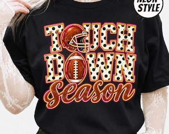 Saison des touchdowns (PNG), Touchdown Football (PNG), Casque de football à pois néon, Design pour jour de match de football, Sublimation pour sports d'automne