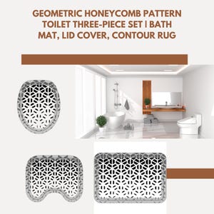 Könnte beinhalten: Ein dreiteiliges Badezimmer-Set mit geometrischem Wabenmuster. Das Set beinhaltet einen Toilettendeckel, eine Konturmatte und eine Badematte. Der Text auf dem Bild lautet: GEOMETRIC HONEYCOMB PATTERN TOILET THREE-PIECE SET I BATH MAT, LID COVER, CONTOUR RUG.