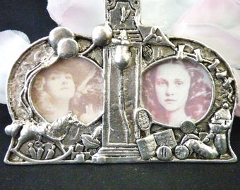Vintage childrens photo frame Silver Scenes double miniature frame Hickory Dickory Dock