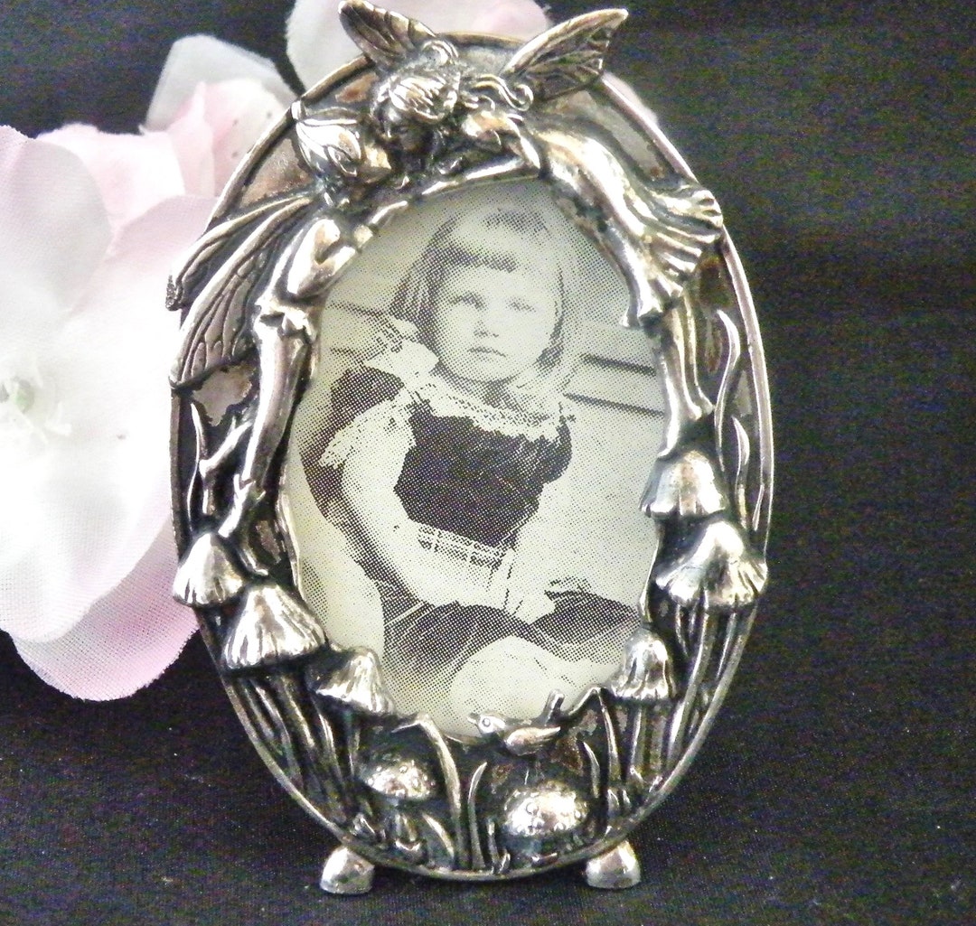 Vintage Silver Scenes Photo Frame Kissing Fairies Small Oval Etsy