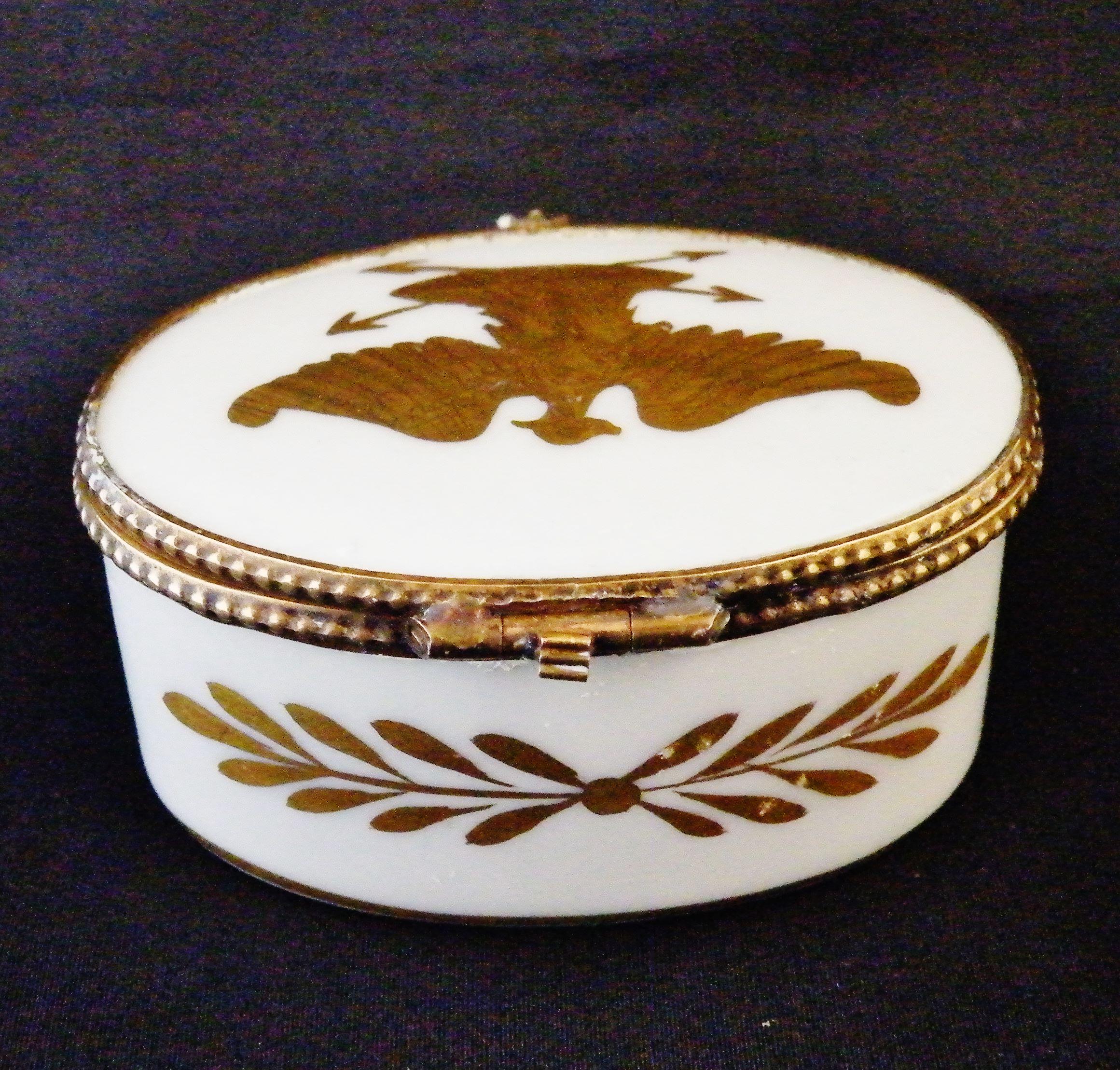 ヴィンテージのリモージュ小物入れ。フランス帝国の鷲、ナポレオンの