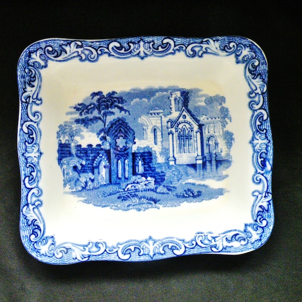 Blue flow shredded wheat dish Abbey 1790 George Jones