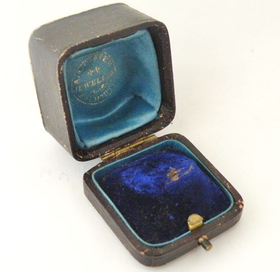 Victorian wedding ring box leather and velvet