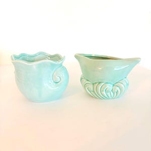 Juego de macetas de cerámica vintage color aguamarina, macetas de concha de mediados de siglo, decoración estilo cottagecore costero.