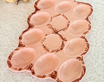 Vintage roze gevulde eierschaal, sierlijke keramische wand met scrollwerk, hangend Japan