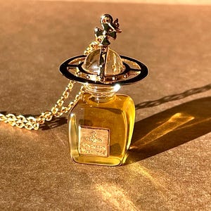 ヴィヴィアン Vivienne Westwood ブドワールシンガーデン