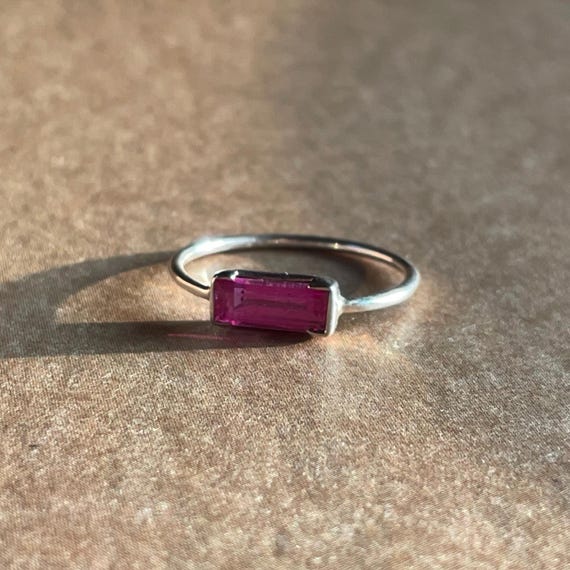 Stackable - sterling silver ring with pink baguet… - image 3