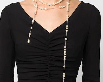 Colar Vivienne Westwood Broken Pearl com pingente de esfera - vintage