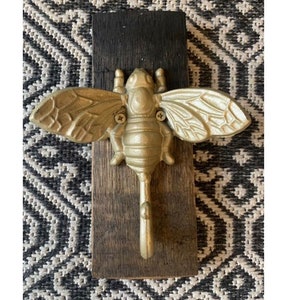 Bumble bee Wall Hook