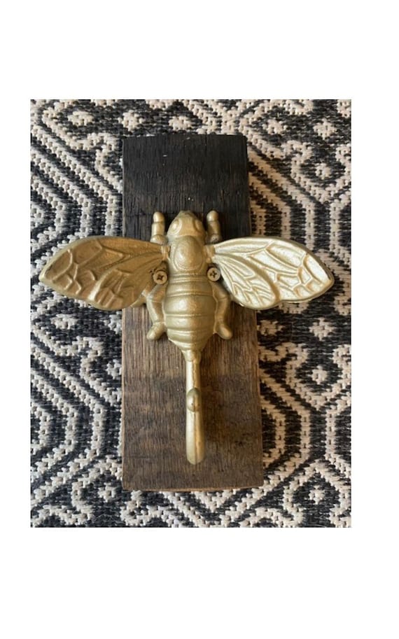 Bumble bee wall hook hotsell