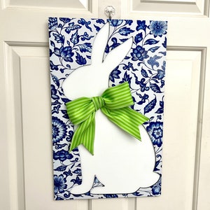 Chinoiserie Bunny Door Hanger