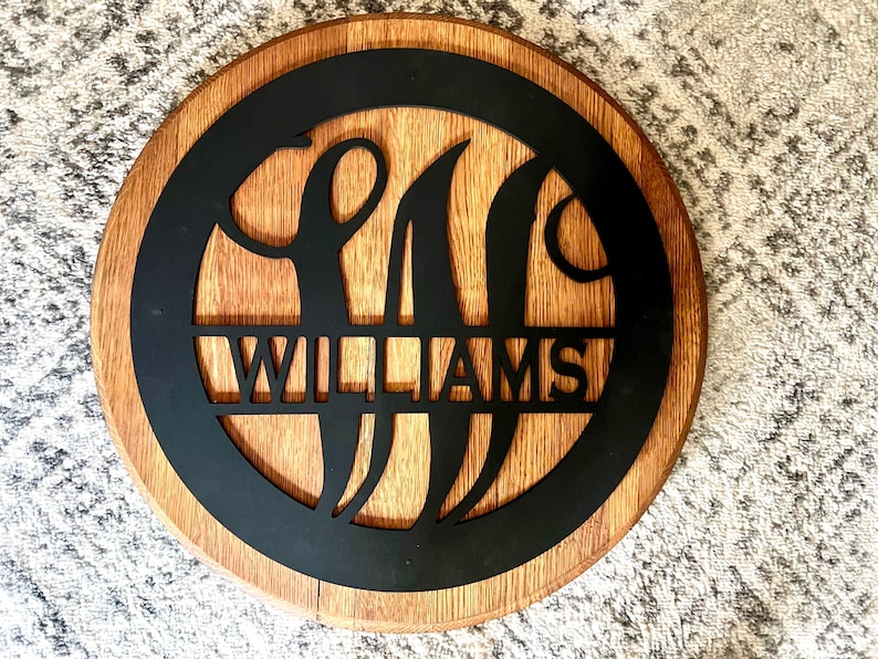 Tapa de barril de bourbon con nombre personalizado imagen 1