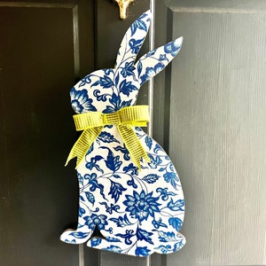 Chinoiserie Bunny Door Hanger