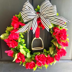 Rose Wreath with Stirrup Derby