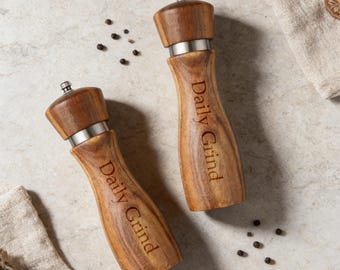 Custom Engraved Wooden Salt and Pepper Mill Set, Manual Spice Grinder with Base, Kitchen Enthusiast Family Gift