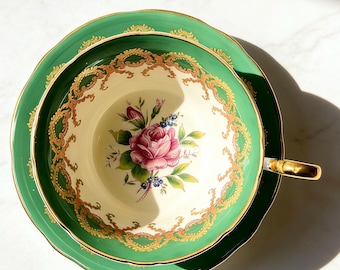Vintage Aynsley Teacup and Saucer Set – Emerald Green, Pink Rose Centre, Heavy Gold Filigree